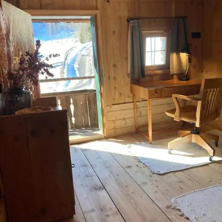Berghaus Wiesegg - Uriges Tiroler Apartment *