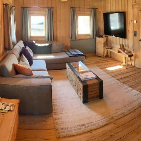 Apartment Berghaus Wiesegg - Uriges Tiroler