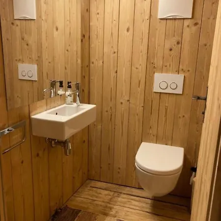 Berghaus Wiesegg - Uriges Tiroler Apartment