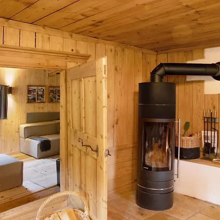 Berghaus Wiesegg - Uriges Tiroler Fuegenberg