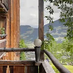 アパート Berghaus Wiesegg - Uriges Tiroler フューゲンベルク