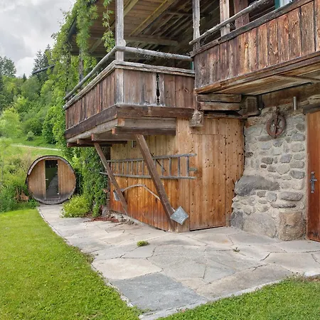 Berghaus Wiesegg - Uriges Tiroler Appartamento Fuegenberg